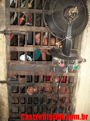 IMAGEM - Foto do 1º Distrito Policial de Bacabal - MA em péssimo estado