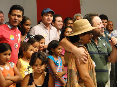 IMAGEM - Simplício Araújo participa de mais um mega comício em Timon