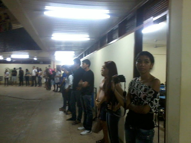 Acadêmicos da UEMA de Bacabal realizam protesto contra falta de professores