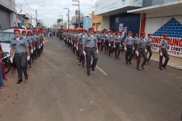 Polícia militar de Bacabal participa do desfile de 7 de setembro de 2013