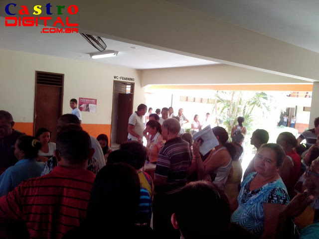 Desorganização e humilhação em Bacabal no início do recadastramento de servidores do Maranhão, veja fotos